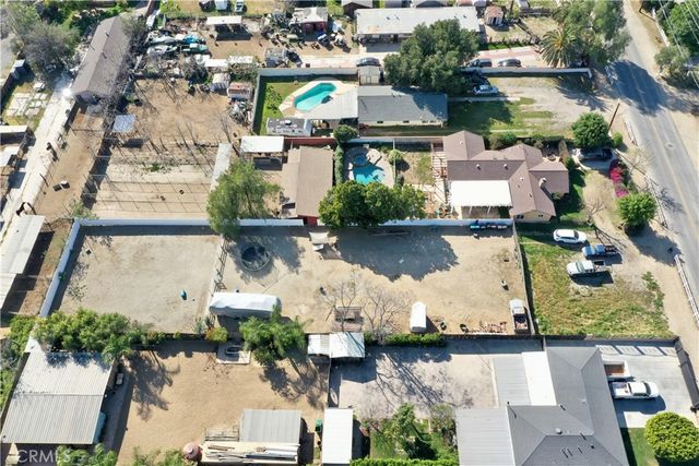 642 7th, Norco, CA 92860