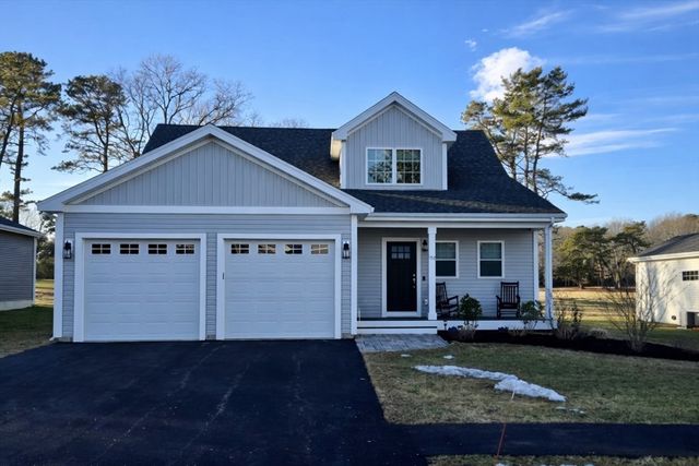 23 Starboard Dr 50, Wareham, MA 02532