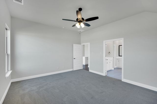 124 Lila Lake Drive, Waxahachie, TX 75165