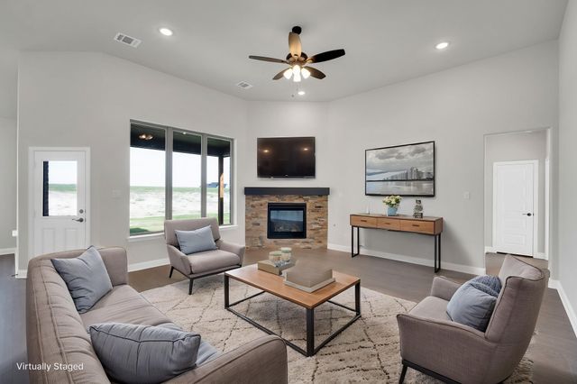 124 Lila Lake Drive, Waxahachie, TX 75165