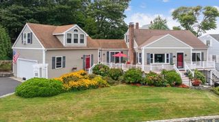 4 Prospect Ave, Hull, MA 02045