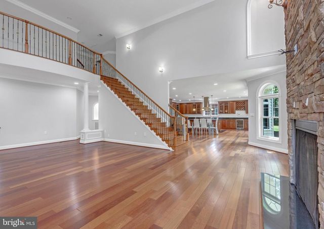 6529 FAIRLAWN DR, Mclean, VA 22101