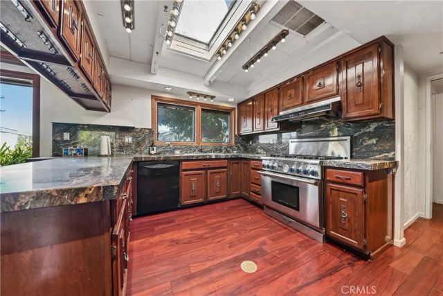96 Rockinghorse Road, Rancho Palos Verdes, CA 90275