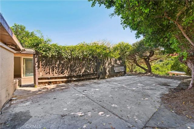 96 Rockinghorse Road, Rancho Palos Verdes, CA 90275
