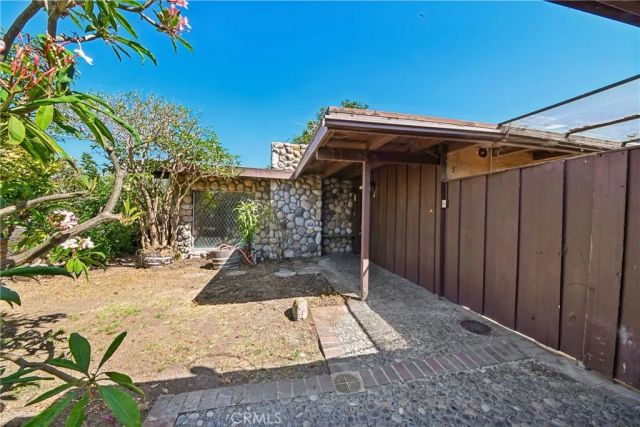 96 Rockinghorse Road, Rancho Palos Verdes, CA 90275