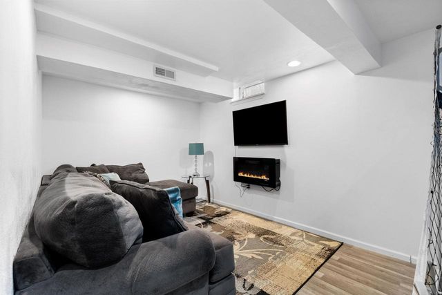 9262 N 60th STREET, Brown Deer, WI 53223