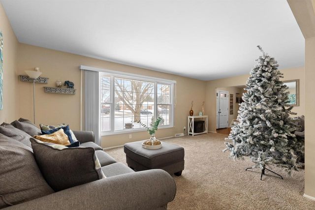 9262 N 60th STREET, Brown Deer, WI 53223