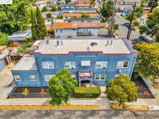 3594 Galindo St, Oakland, CA 94601