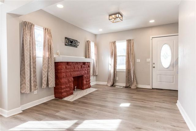 3335 Bales Avenue, Kansas City, MO 64128