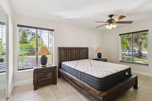 2500 SE Anchorage Cv Apt D-1, Port St Lucie, FL 34953