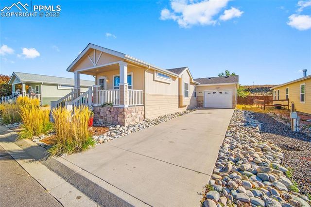 4360 Gray Fox Heights, Colorado Springs, CO 80922