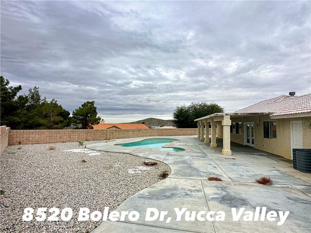 8520 Bolero, Yucca Valley, CA 92284