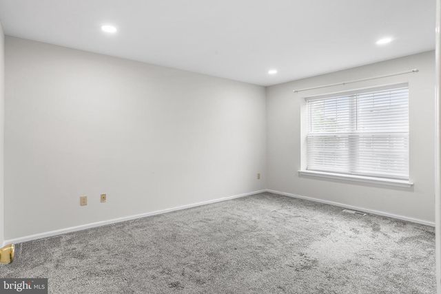 2902 YARMOUTH LN, Mount Laurel, NJ 08054