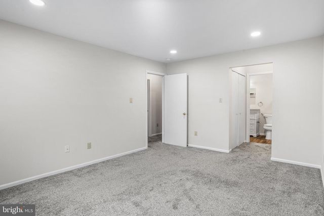 2902 YARMOUTH LN, Mount Laurel, NJ 08054