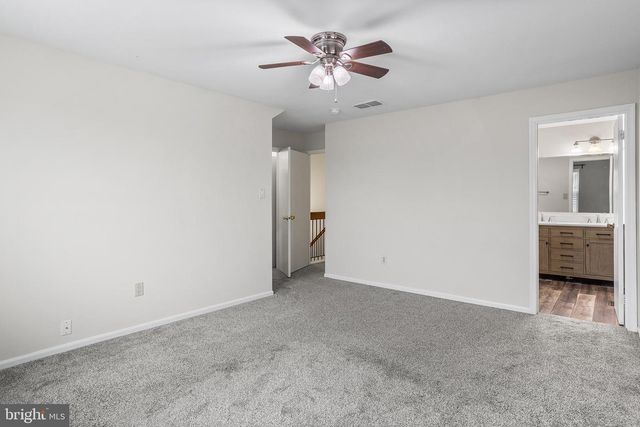2902 YARMOUTH LN, Mount Laurel, NJ 08054