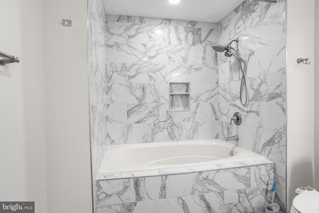 2902 YARMOUTH LN, Mount Laurel, NJ 08054