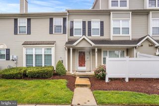 2902 YARMOUTH LN, Mount Laurel, NJ 08054