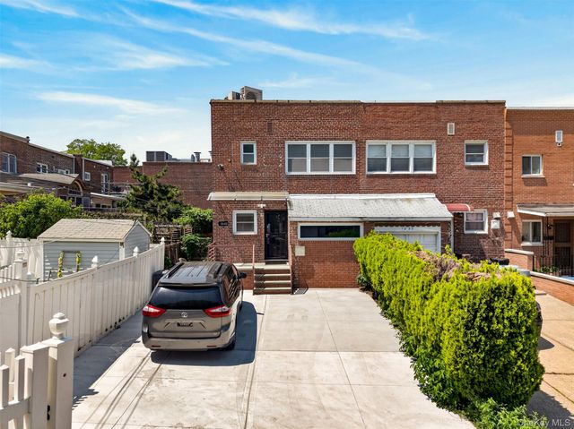1222 151st Place, Whitestone, NY 11357
