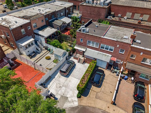 1222 151st Place, Whitestone, NY 11357