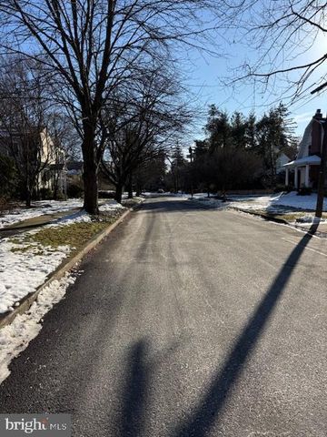 227 FAIRVIEW AVE, Moorestown, NJ 08057