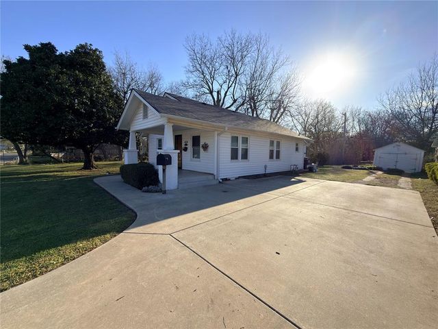824 N Union Avenue, Shawnee, OK 74801