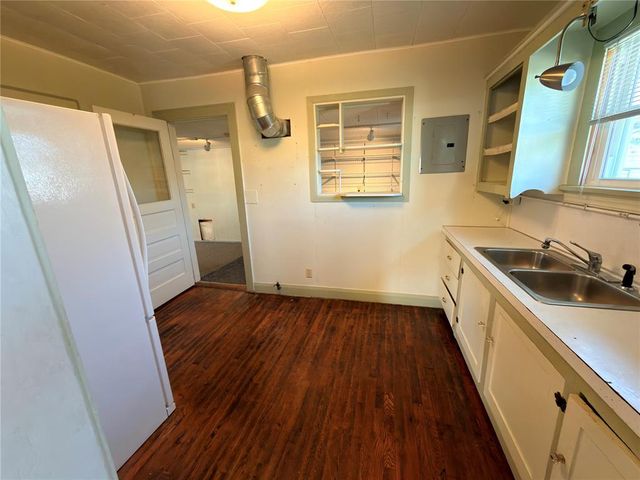 824 N Union Avenue, Shawnee, OK 74801