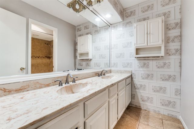 9250 Flickering Shadow Drive, Dallas, TX 75243