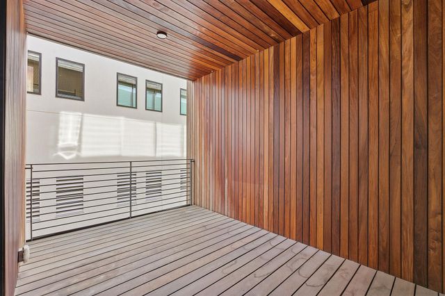 1010 W 10th ST 203, Austin, TX 78703