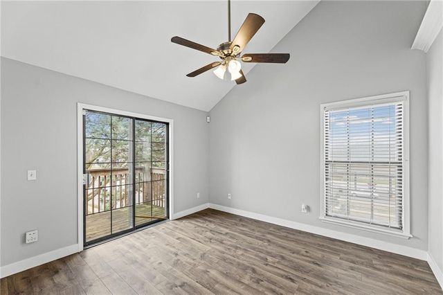11903 W 58th Unit H Place H, Shawnee, KS 66216