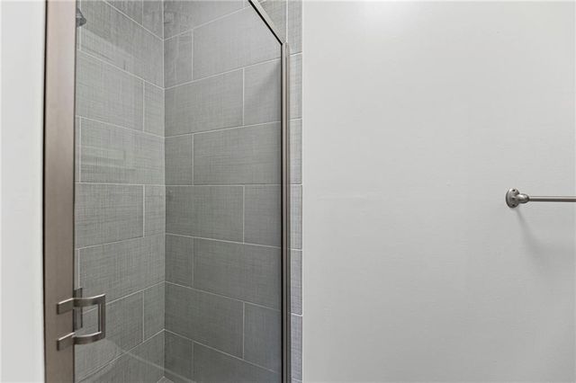 11903 W 58th Unit H Place H, Shawnee, KS 66216
