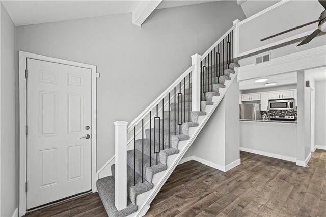 11903 W 58th Unit H Place H, Shawnee, KS 66216