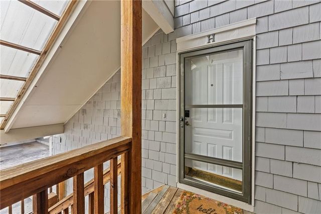 11903 W 58th Unit H Place H, Shawnee, KS 66216