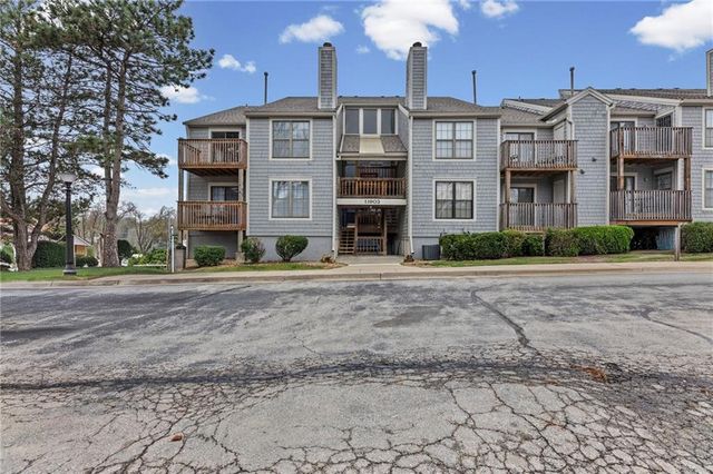 11903 W 58th Unit H Place H, Shawnee, KS 66216