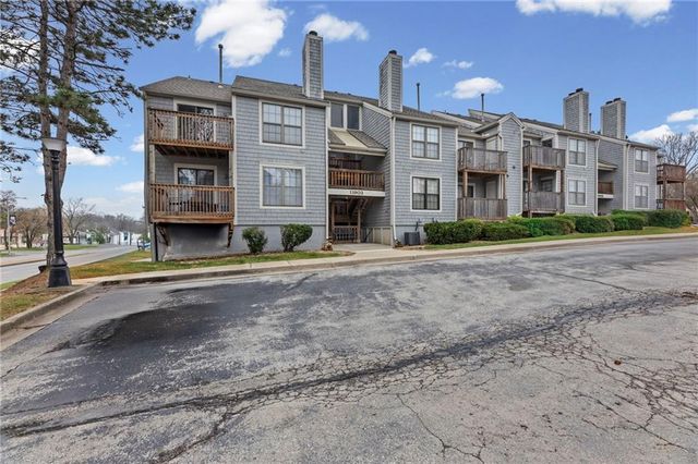 11903 W 58th Unit H Place H, Shawnee, KS 66216