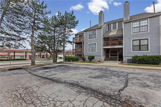 11903 W 58th Unit H Place H, Shawnee, KS 66216