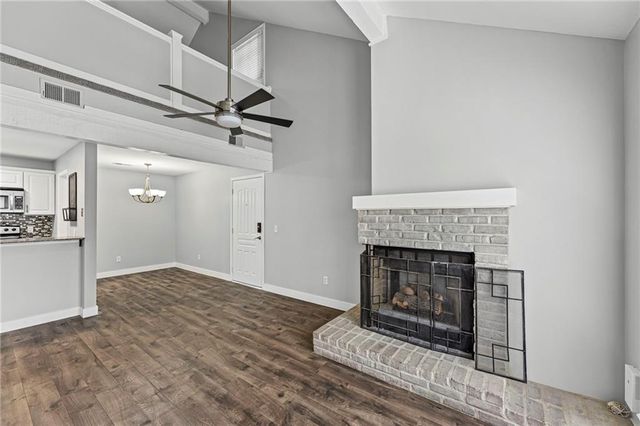 11903 W 58th Unit H Place H, Shawnee, KS 66216