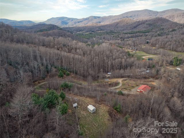 50 Gregory Hill Road, Fairview, NC 28730