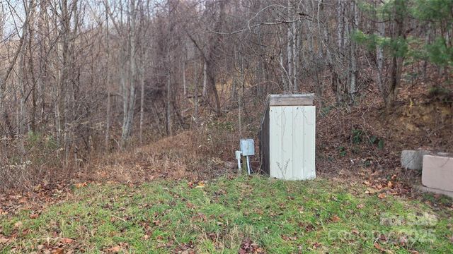 50 Gregory Hill Road, Fairview, NC 28730