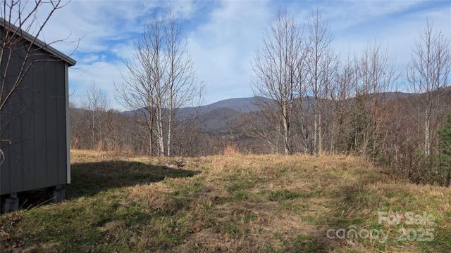 50 Gregory Hill Road, Fairview, NC 28730