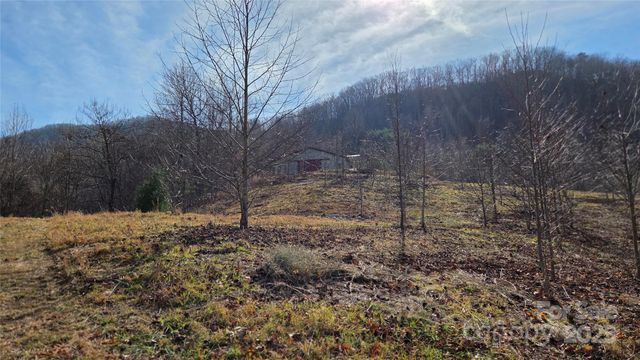 50 Gregory Hill Road, Fairview, NC 28730