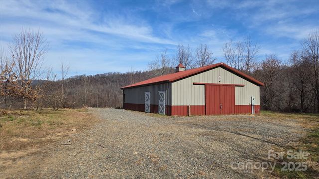 50 Gregory Hill Road, Fairview, NC 28730
