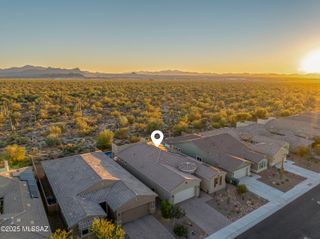7771 W Buckeye Path, Marana, AZ 85658