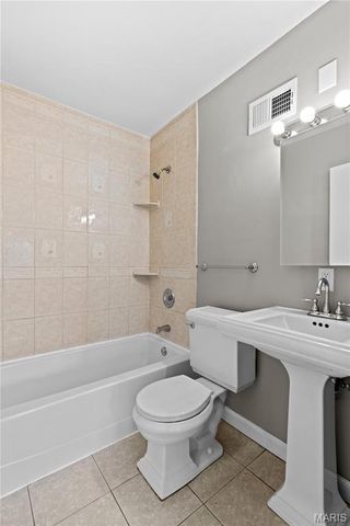 43 Saint Celeste Drive, Florissant, MO 63031