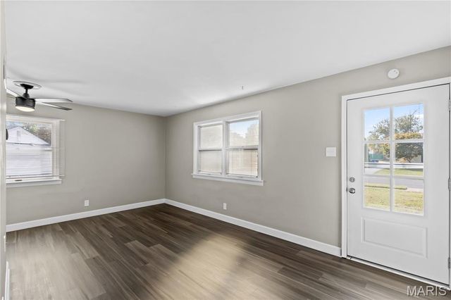 43 Saint Celeste Drive, Florissant, MO 63031