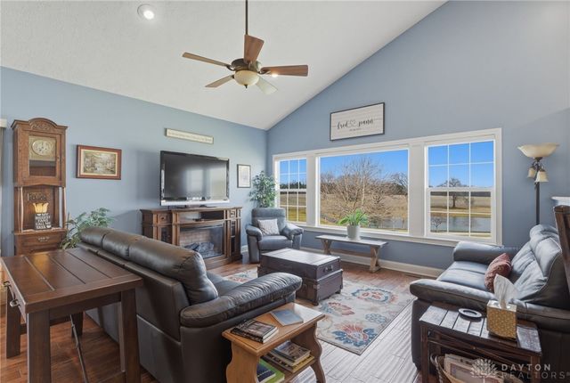 1482 Runnymeade Way, Xenia, OH 45385