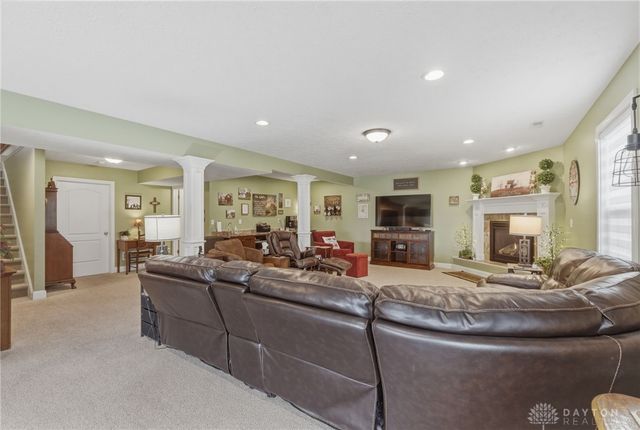 1482 Runnymeade Way, Xenia, OH 45385