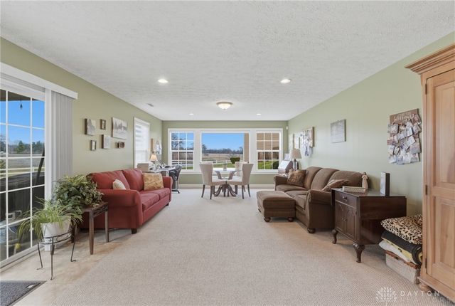 1482 Runnymeade Way, Xenia, OH 45385