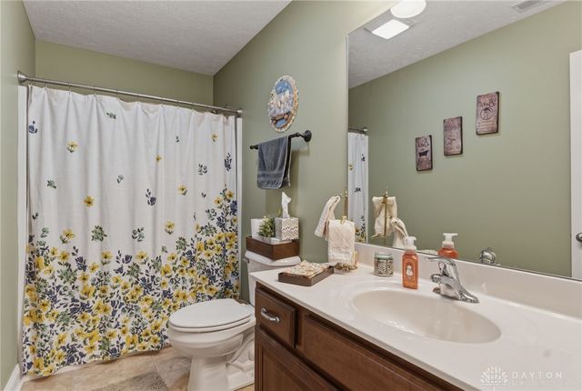 1482 Runnymeade Way, Xenia, OH 45385