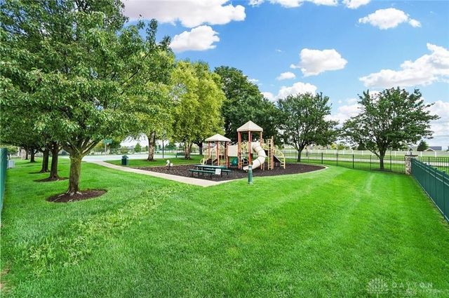 1482 Runnymeade Way, Xenia, OH 45385