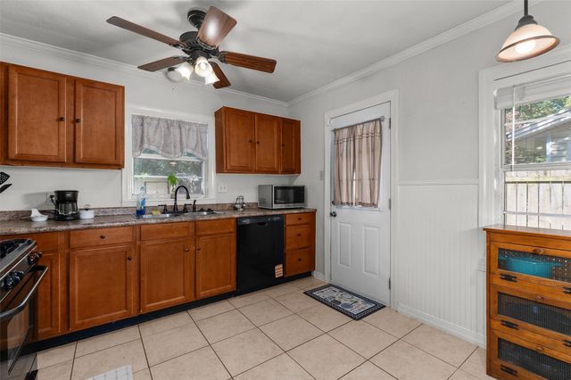 169 Bruce Avenue, Shreveport, LA 71105